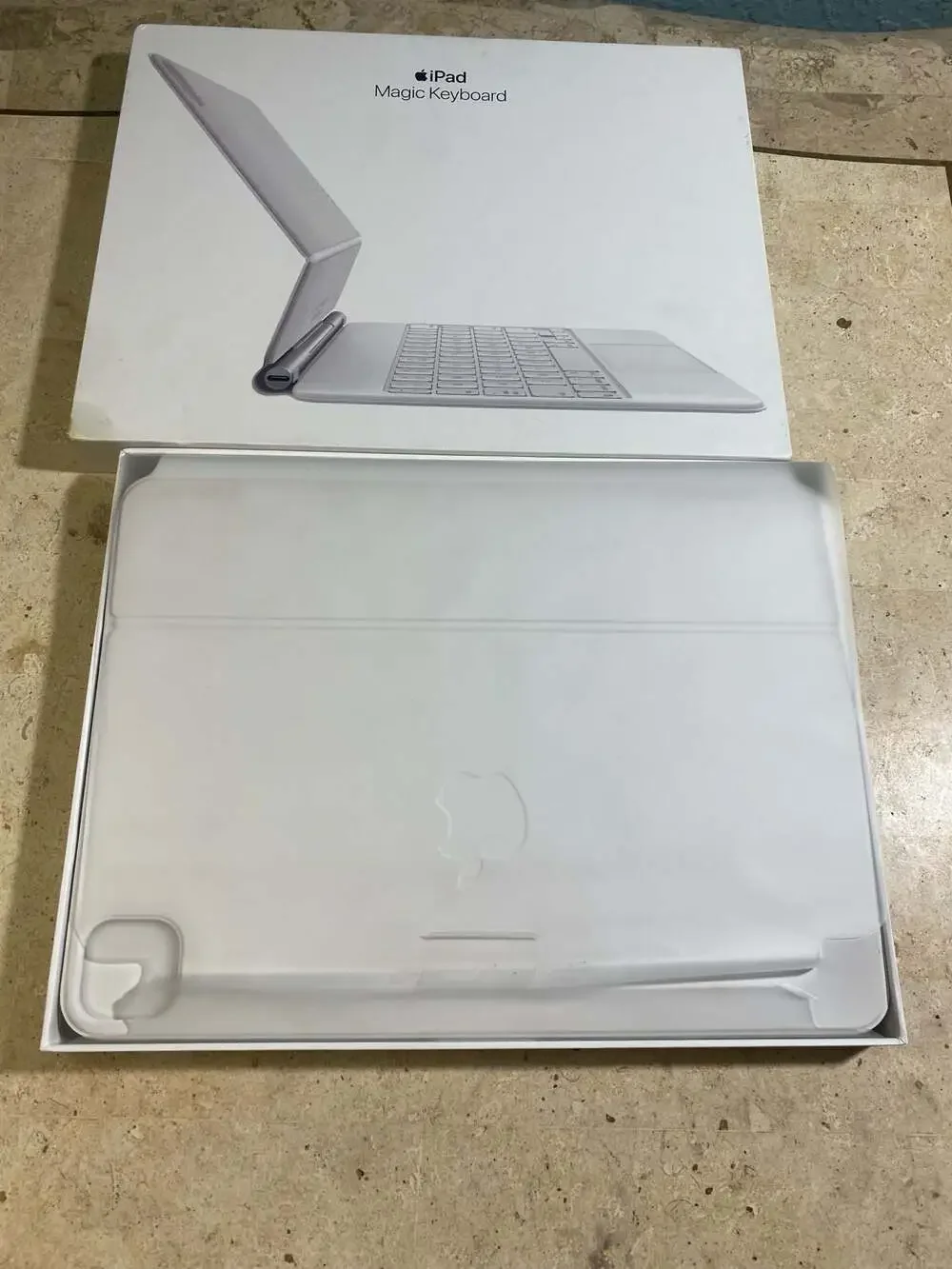 Apple Magic Keyboard for iPad Pro 11-inch & iPad Air (White) Model A2261